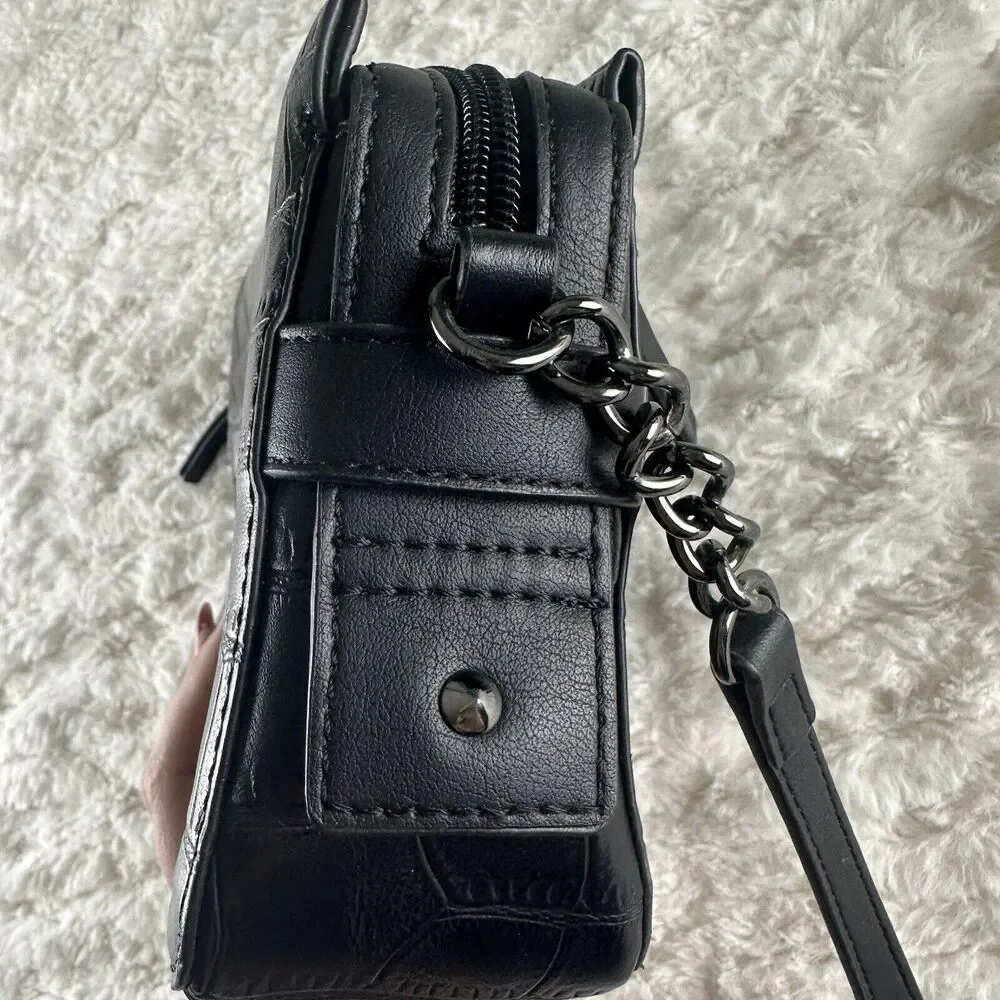Simply‎ Vera Wang Purse Shoulder Bag Black Imitation Leather Chain/Adjustable